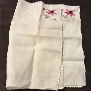 2 Embroidered Floral White napkins